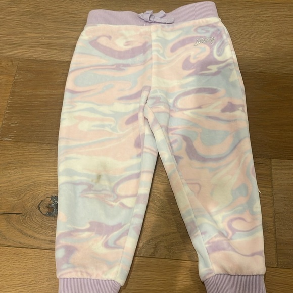 Juicy Couture Track Suit - 2t - play condition - Picture 4 of 6